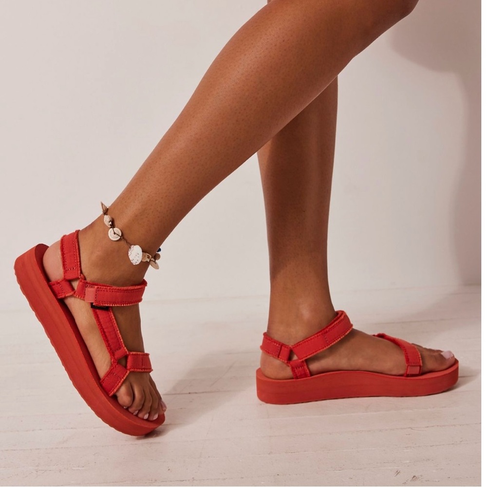 TEVA midform universal canvas sandal